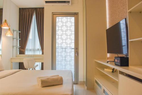 Semanggi Wohnung | Fancy and NIce Studio at Ciputra World 2 Apartment By Travelio