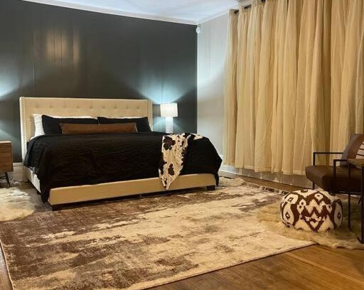 Manistee Wohnung | Fancy Homes Manistee B with Lake View!