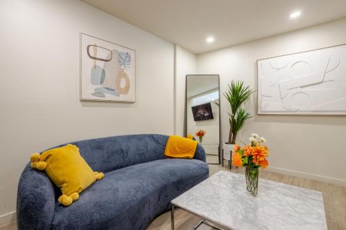 Cote-Des-Neiges—Notre-Dame-De-Grace Wohnung | Fantastic and Spacious 3BR near Westmount DT MTL