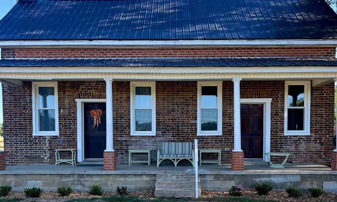 Cornersville Sonstige | Farm house without the work. Enjoy the fresh air and the star gazing at night.