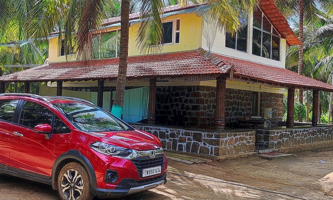 Coimbatore Sonstige | Farmstay located amidst coconut farm within one hour drive from Coimbatore city.