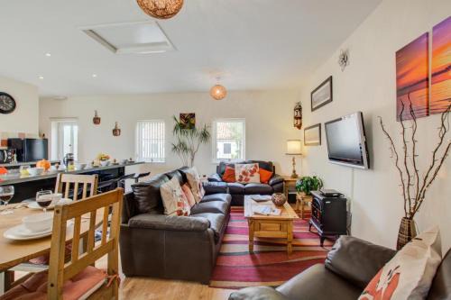 Irstead Haus | Farriers Cottage