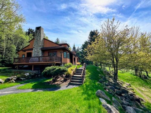 Bretton Woods Haus | FC39 Entry level Bretton Woods Cottage on beginner ski trail