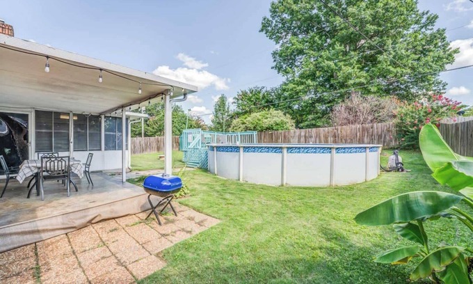 Cordova Haus | Fenced Yard w/ Pool! Comfy & Convenient in Cordova