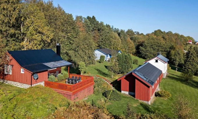 Molde Haus | Feriehus nær badeplass og Molde sentrum