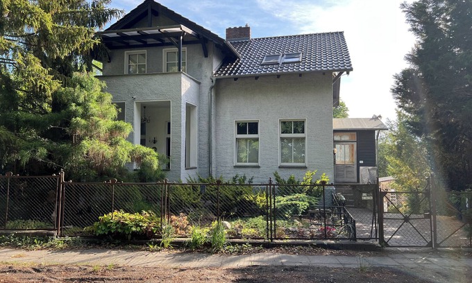 Schlangenluch Wohnung | Ferienwohnung Isolde in Grünheide mit privatem Seezugang