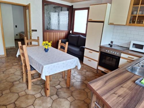 Ahnatal-Weimar Wohnung | Ferienwohnung am Backhaus 3