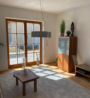 Holzheim a. Forst Wohnung | Ferienwohnung Wein