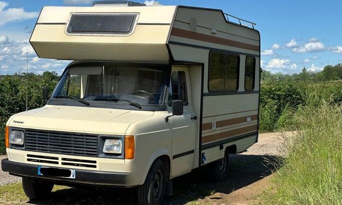 Romenay Haus | Ficelle, Nuitée en Camping-car Vintage