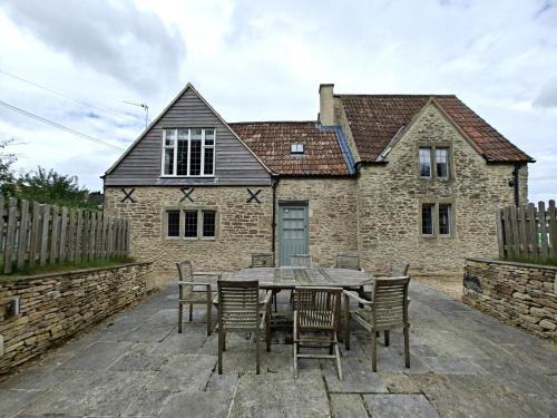 Corsham Haus | Field Cottage - Wiltshire