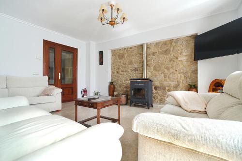 Meis Haus | Finca A Rochela - Con jardín y ubicación estratégica