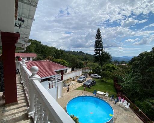 La Mesa Haus | Finca privada con excelente clima, rio natural, wifi y piscina