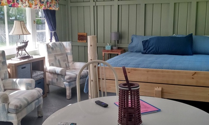 Grayling Kabine | Finley's Riverside Cabins