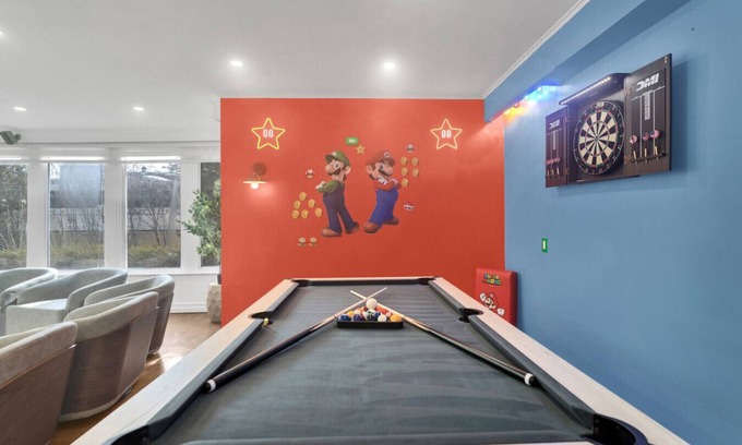 Linden Villa | đ„ Fire & Fun | Luxe Stay w/ Pool, Hot Tub & Game Room đź