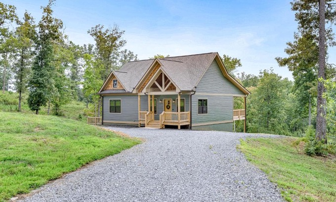 Ellijay Haus | Firefly Meadows