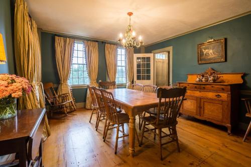 Weston Haus | Fireplace, Ski-Okemo, Apple Trees, Piano, Amazing Views, Firepit, Priory, Pool, Fields, Theatre!