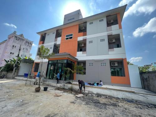 Nong Khaem Wohnung | Firstbuild Apartment (เฟิร์สบิวท์อพาร์ทเม้น)