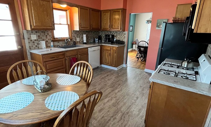 Ashtabula Haus | Welcome Inn - Ihr Zuhause im historischen Hafen von Ashtabula.