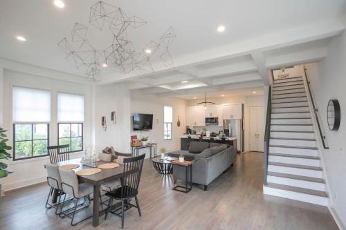 Historic Downtown Franklin Haus | Five Block Walk From Historical Downtown Franklin