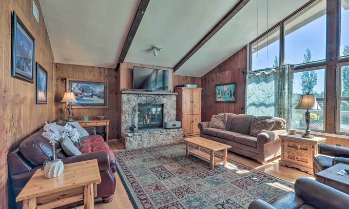 Flagstaff Haus | Flagstaff Townhome - Gehen Sie zum Country Club - Pools!