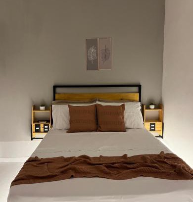 Jardim Ipe Wohnung | Flat com ar e varanda com linda vista para o Ibituruna - Véu de Noiva 204