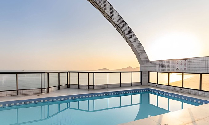 Boqueirao Wohnung | Flat com piscina vista-mar em Santos