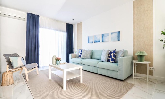 Cerro de Aguia Haus | FLH Albufeira Ocean View House with Garden & Pool