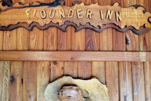 Cedar Key Haus | Flounder Inn Waterfront