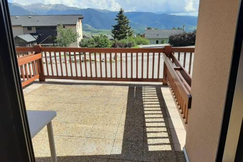 Font-Romeu-Odeillo-Via Wohnung | Font-Romeu : Studio cabine avec terrasse.