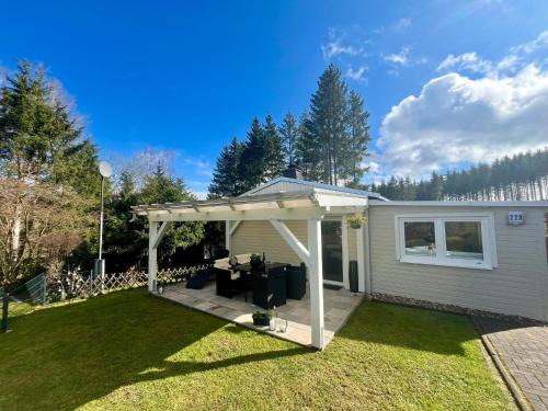 Guentersberge Haus | Forest-Fringed Comfort