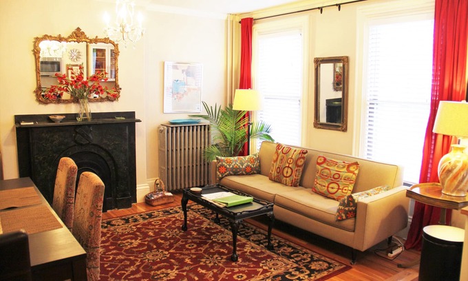 Highland Park Wohnung | 139 $ Sonderangebot! ** Sunny ** Penthouse Duplex !! L @@ K 3 Schlafzimmer, 2 Bäder, 1, 5 Meilen-Center