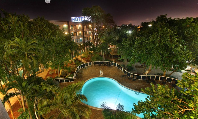 Survey Creek Hotel | Fort Lauderdale Grand Hotel