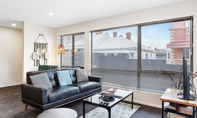Hobart Central Business District Wohnung | Four on Flinders - One bedroom central apartment