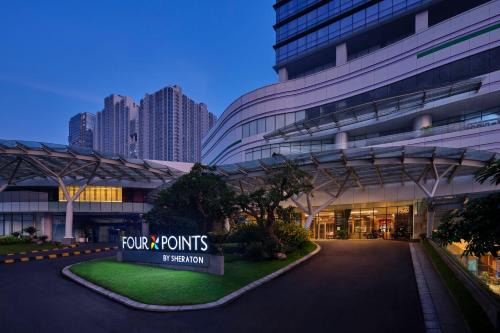 Surabaya Hotel | Four Points by Sheraton Surabaya, Pakuwon Indah