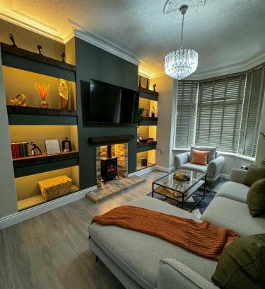 York Haus | Four rose cottage