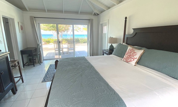 Old Man Bay Haus | FREE Night in 2025! Private, quiet oceanfront home, wrap-around screened porch.
