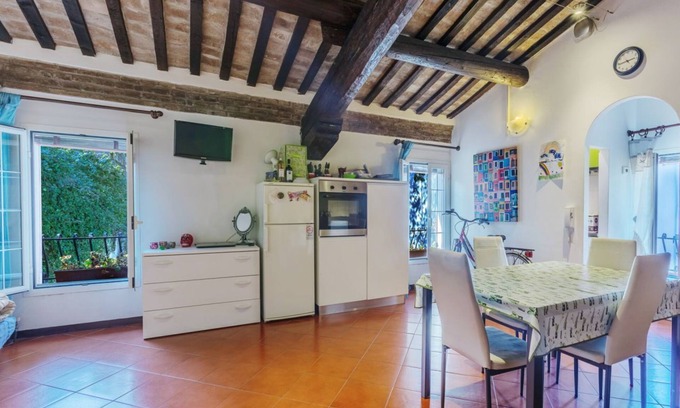 Ferrara Historic Centre Wohnung | Frescobaldi Aparments! Monolocale Accogliente x3