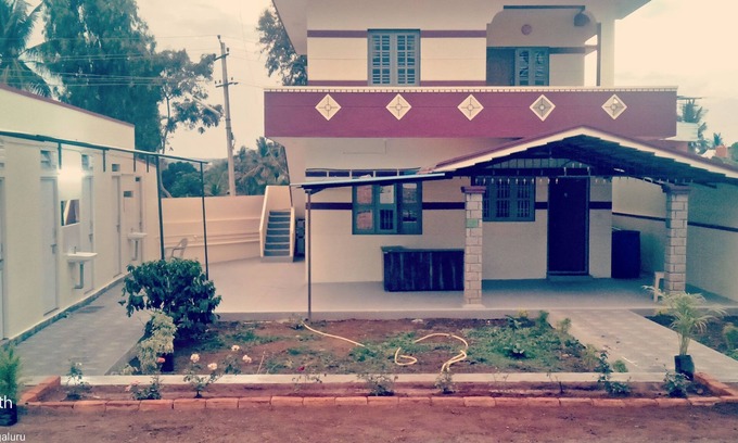 Huliyarahalli Haus | Erfrischen Sie sich und bleiben Sie im Namma Chikmagaluru