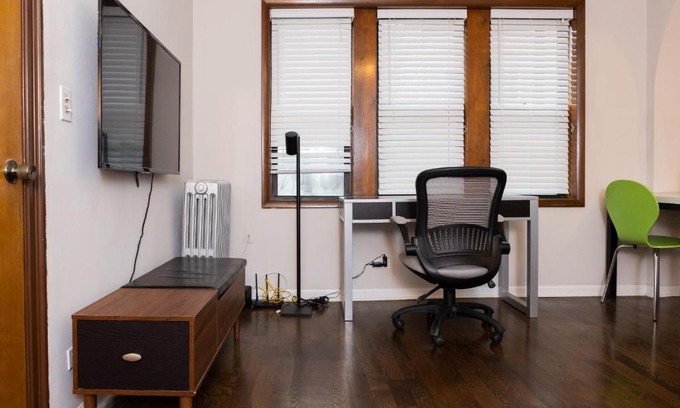 Hyde Park Wohnung | FRONTDESK Classic 1 BR Apt near Jackson Park