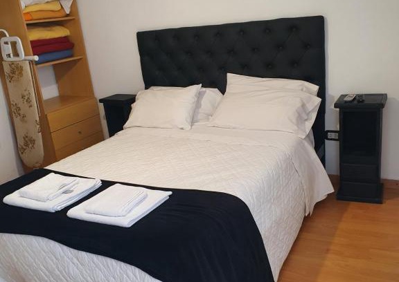 Centro Wohnung | fucsia