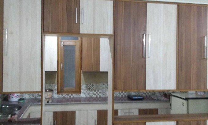 New Shimla Wohnung | Komplett möbliertes Apartment (drei Schlafzimmer mit angeschlossenem Bad und Küche)