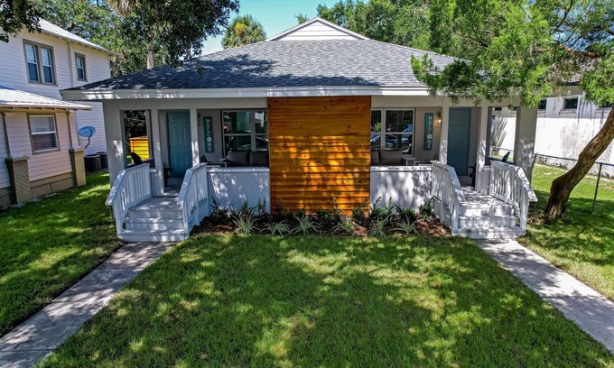 Historic District Haus | Fully renovated home walking distance to Canal St.