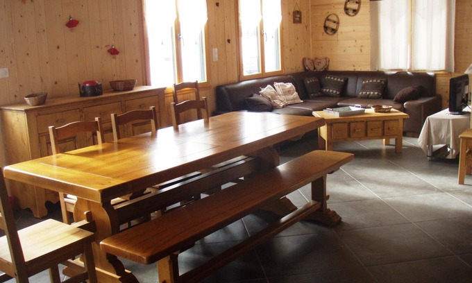 Chapelle-des-Bois Hütte | Möblierte Touristenunterkunft, 8/10 Pers. 3 Sterne, in Chapelle des Bois