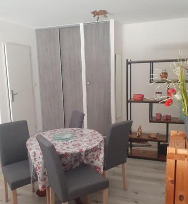 Collonges-sous-Saleve Wohnung | gîte Amolinnes F2 5mn douane croix de rozon 20mn Genève