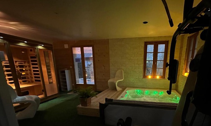 Chamole Haus | Gîte au Coeur du Jura entre Comté et Vin Jaune, Gîte Comté