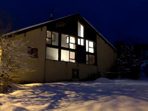 Les Piards Haus | Gîte comme à la maison -12 pers- La Cabiote