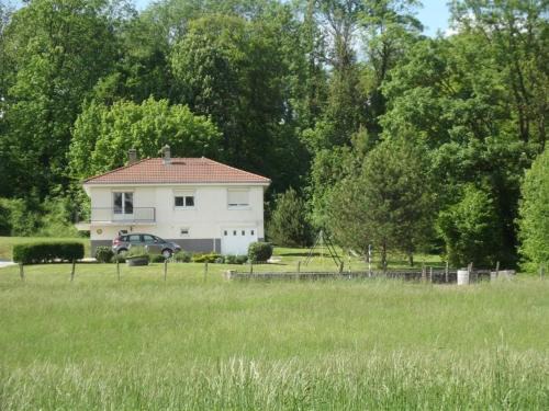 Gy Haus | Gîte indépendant avec étang - 3 chambres, animaux admis - FR-1-583-382