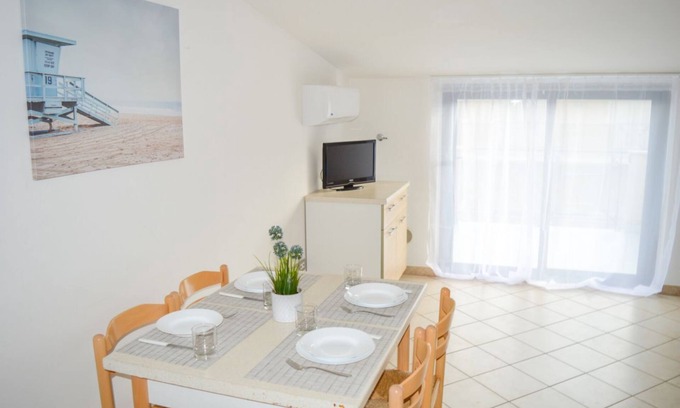 Foggetta Wohnung | G.Bay C22 - Second floor apartment with balcony overlooking the sea and the poo