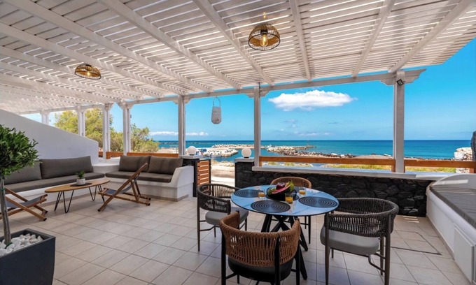 Monolithos Haus | Gabriel Haus am Strand https: / youtu. be / w9WYxgJazl8