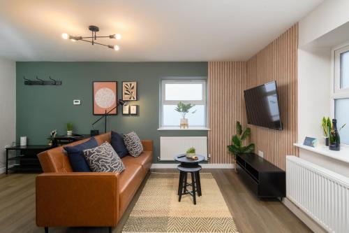 Plasnewydd Wohnung | Gad Suite - Modern 2BR Apartment with Parking & WIFI